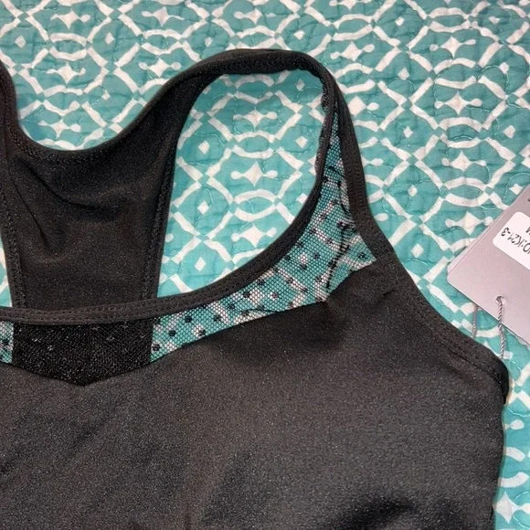 Yira medium 6/8 black sports bra dotted mesh front padded removable pads NWT - Picture 2 of 9
